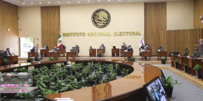 INE avala Padrón Electoral y la Lista Nominal de Electores