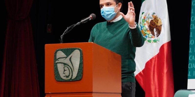 Más de 3 mil médicos especialistas ya se han postulado para plazas: IMSS